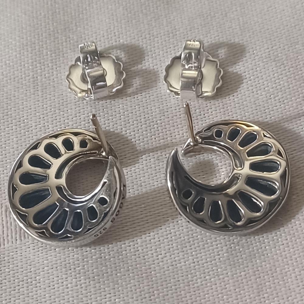 LAGOS Chi Chi Circle Earrings, Sterling Silver - Picture 4 of 9
